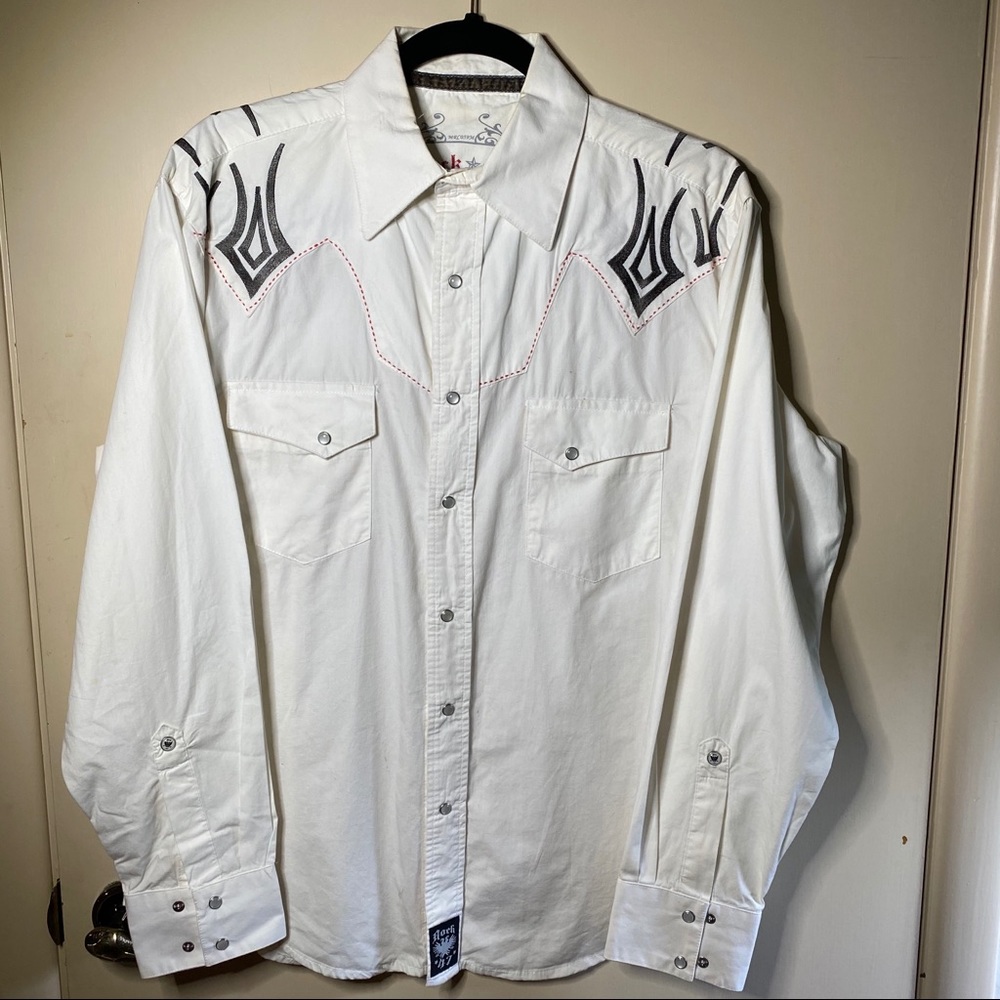 Size L Men’s ‘Rock 47’  long sleeve shirt